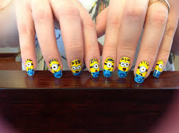 uñas minions decoracion